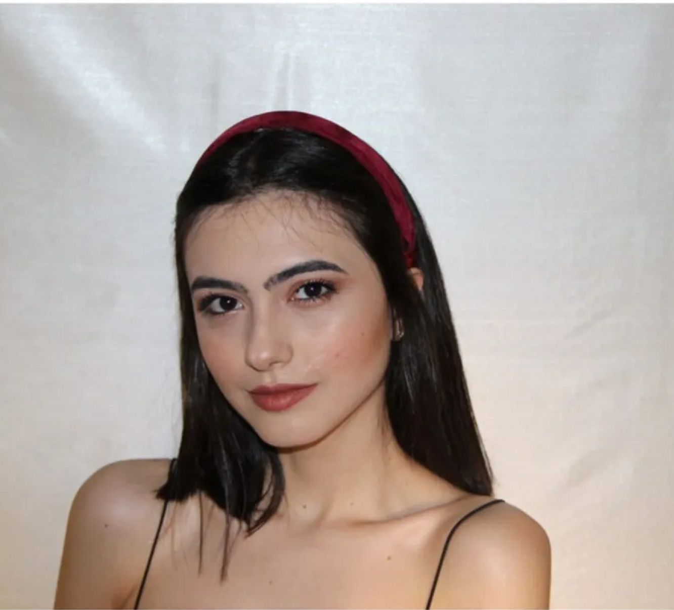 Bordo Kadife Hafif Bombeli Taç - Kadife Taçlar