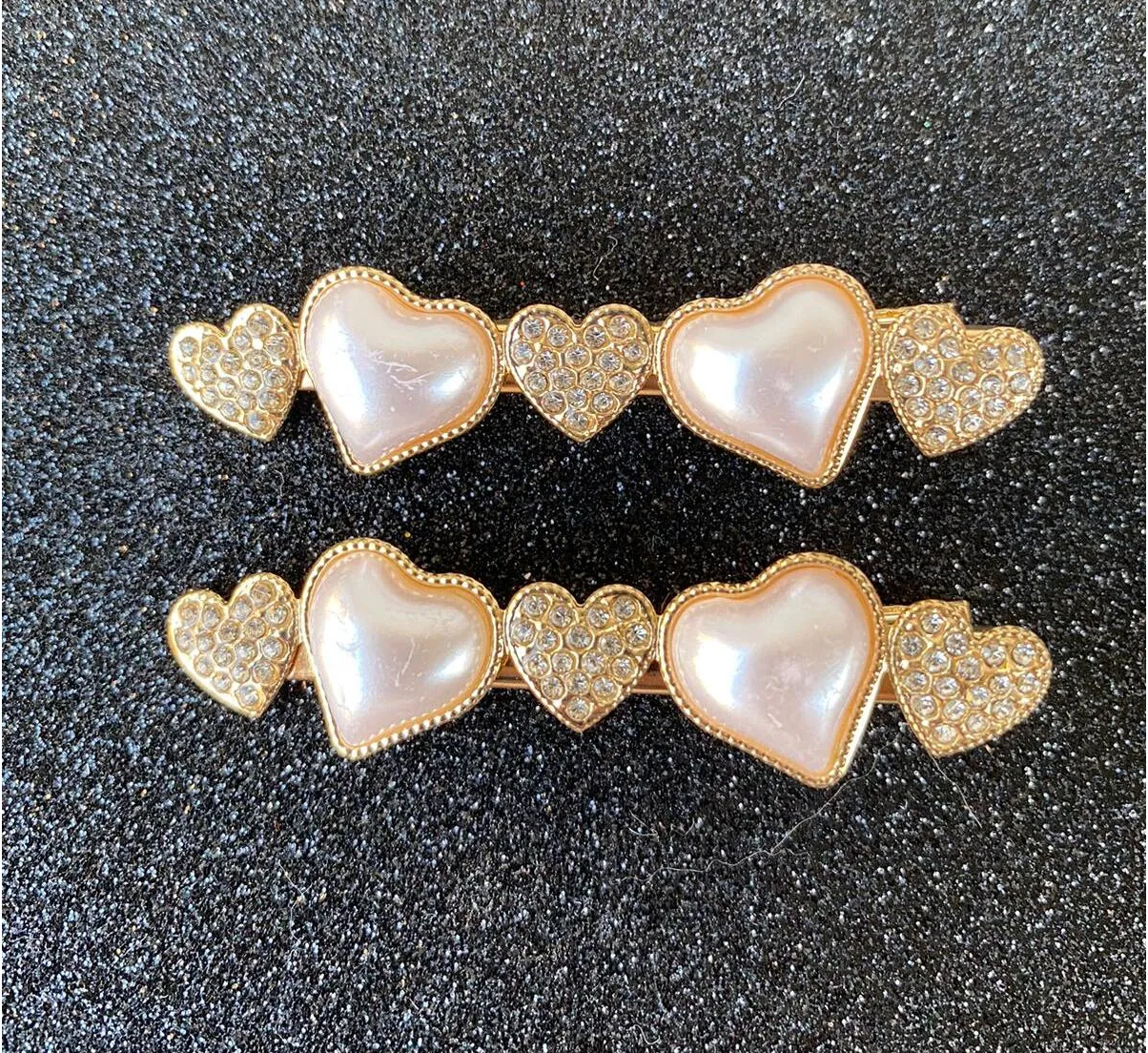 Zirkon Taşlı ve İncili Lüx Gold Kalpli Toka - Klipsli Yan Tokalar