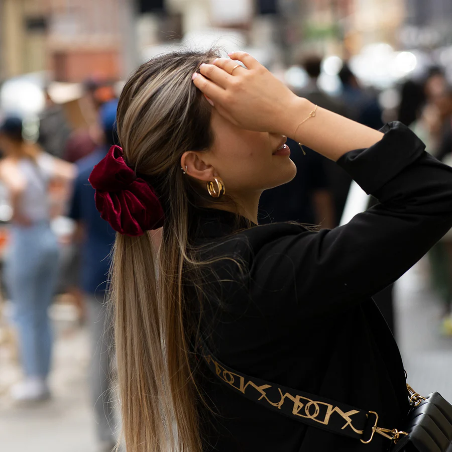 Bordo Büyük Boy Kadife Siyah El Yapımı Simit Toka - XXL Scrunchies