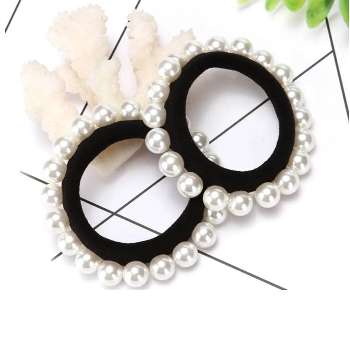 2 Adet İncili Lastik Toka -