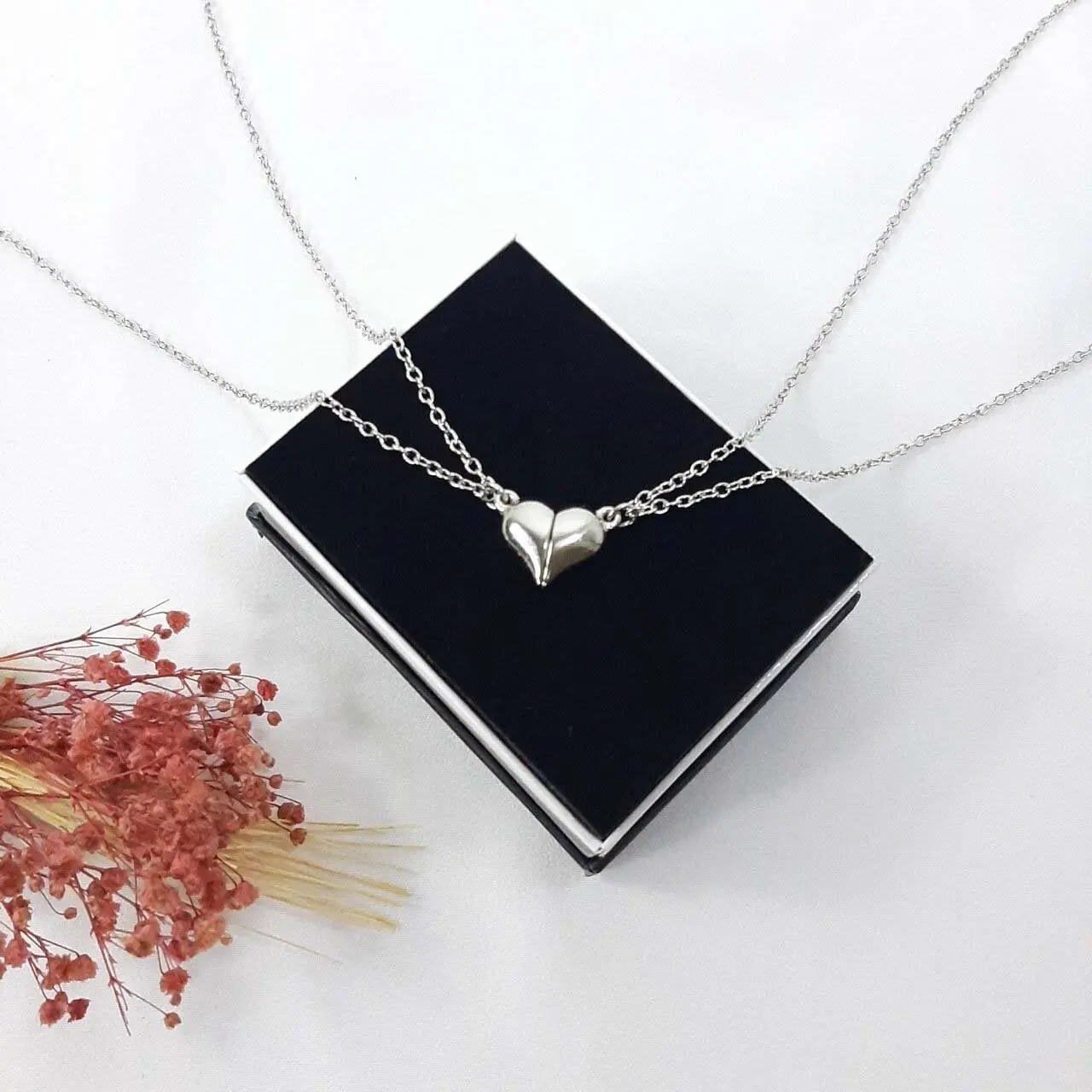 Çift Kolyesi - Mıknatıslı Çift Sevgili Arkadaşlık Kolyesi 2'li