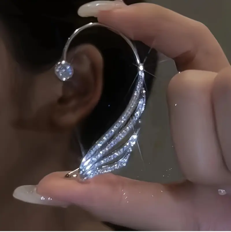 Melek Kanadı Ayarlanabilir Gümüş Renk Şık Taşlı Küpe - Sağ Kulak - 1 Adet